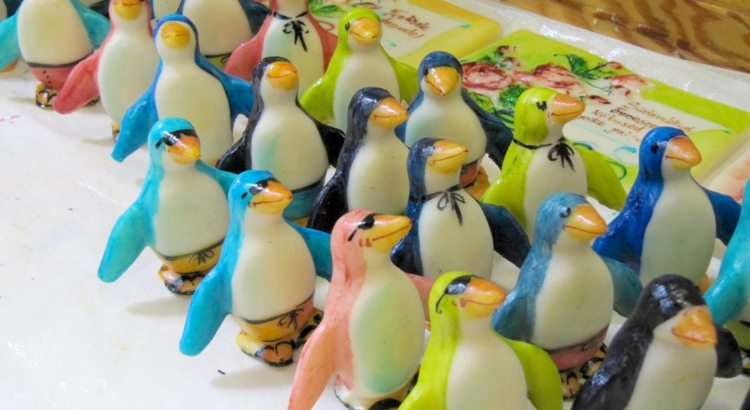 Estland Souvernir Marzipan Pinguine Foto Visit Estonia